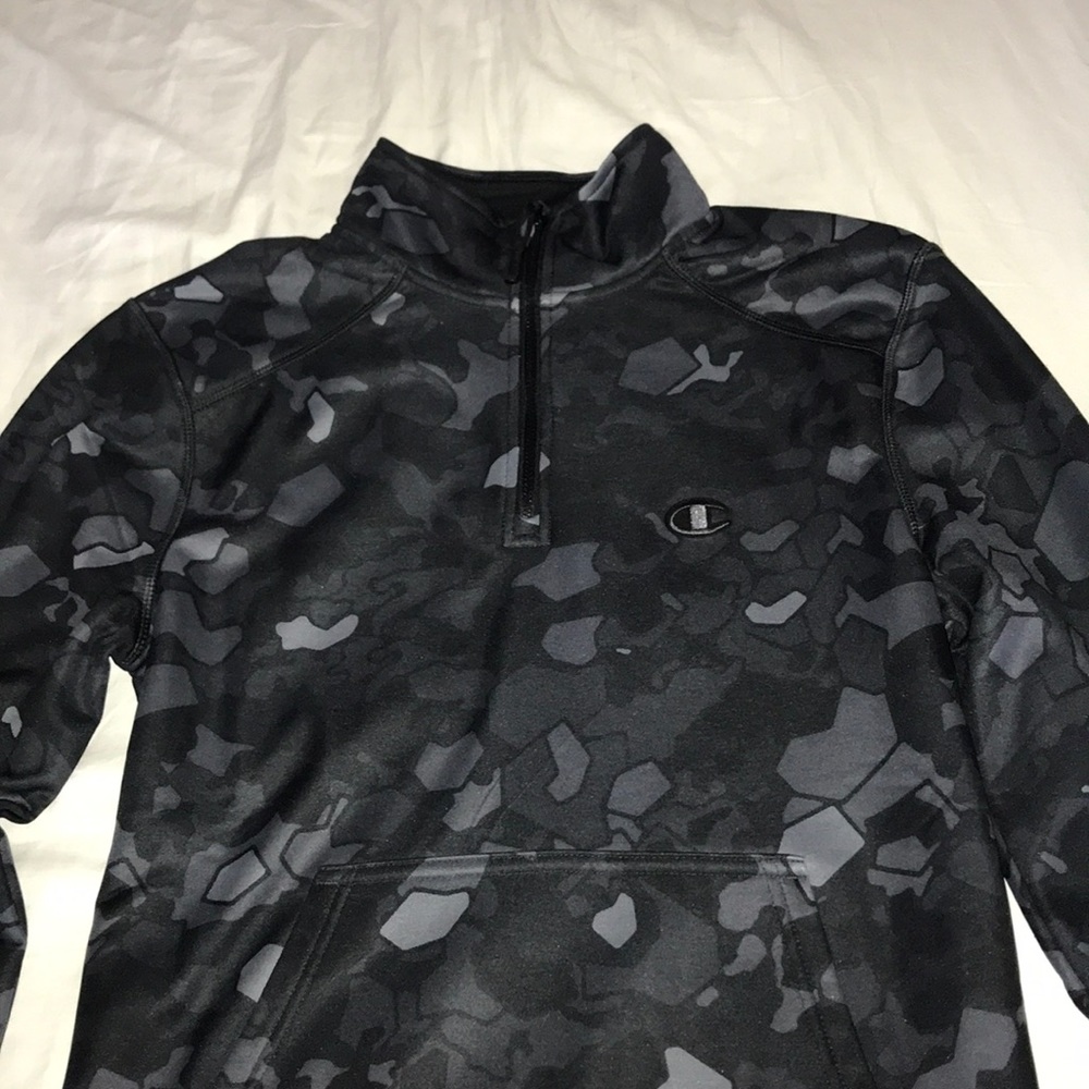 Men’s Champion zip up pullover size S